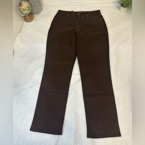 Gloria Vanderbilt Amanda brown jeans